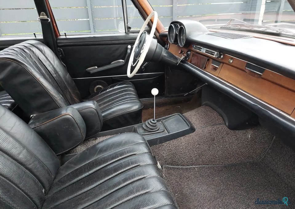 1970' Mercedes-Benz 280 photo #3