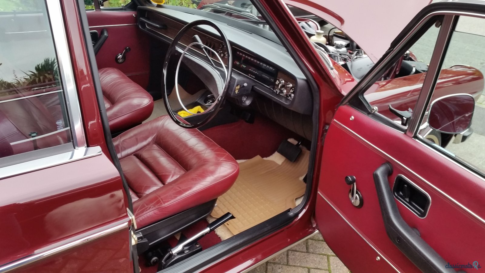 1971' Volvo 164 photo #4