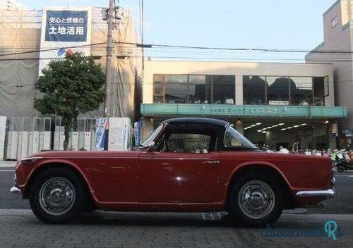 1964' Triumph Tr-4 photo #4