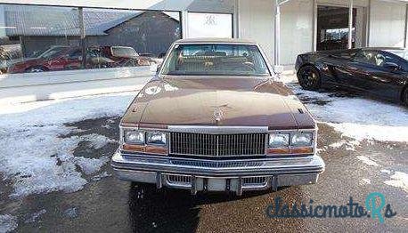 1976' Cadillac Seville photo #4