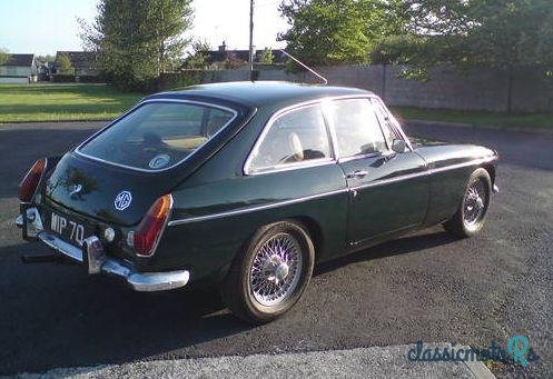 1972' MG Mgb Gt photo #4