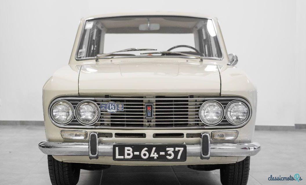 1967' Datsun 1300 Bluebird "411" photo #2