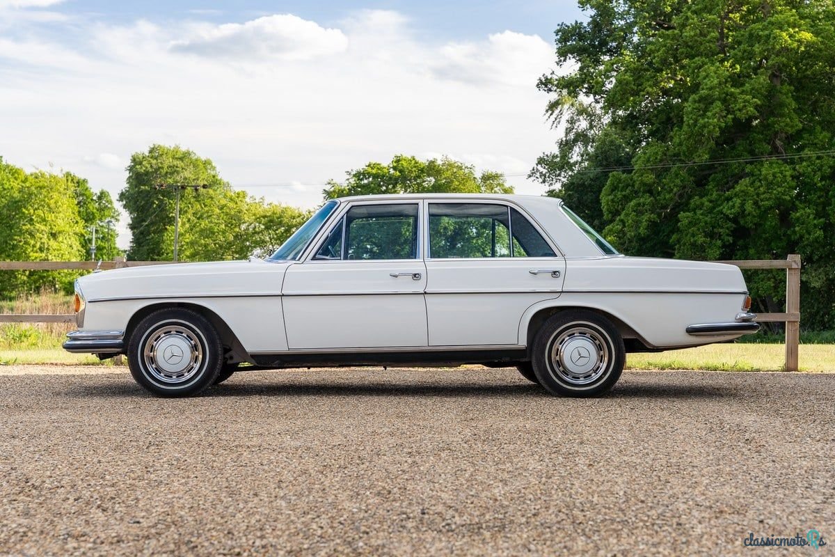 1972' Mercedes-Benz 280 photo #4
