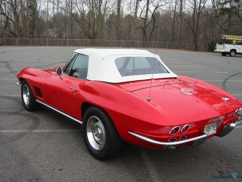 1967' Chevrolet Corvette photo #2