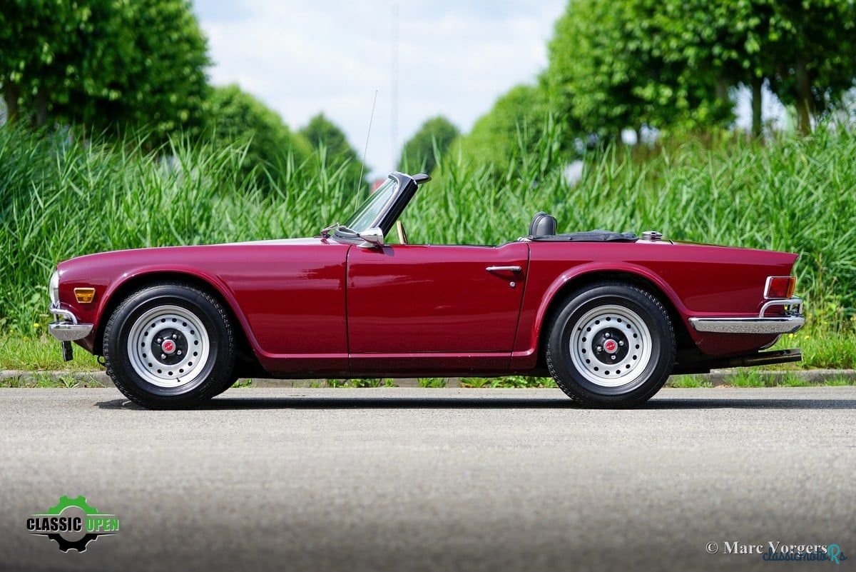 1970' Triumph TR6 photo #3