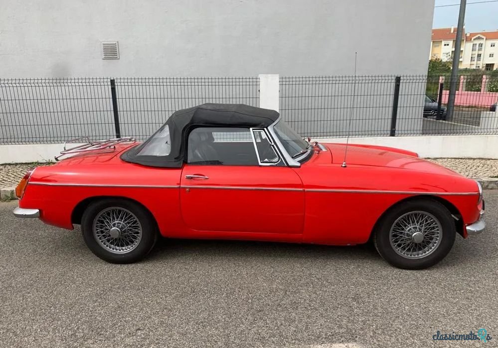 1969' MG MGB photo #2