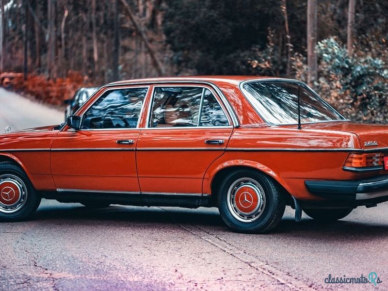 1977' Mercedes-Benz 240 photo #2