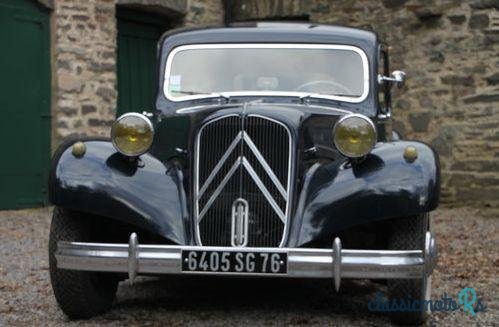 1955' Citroen Traction photo #1