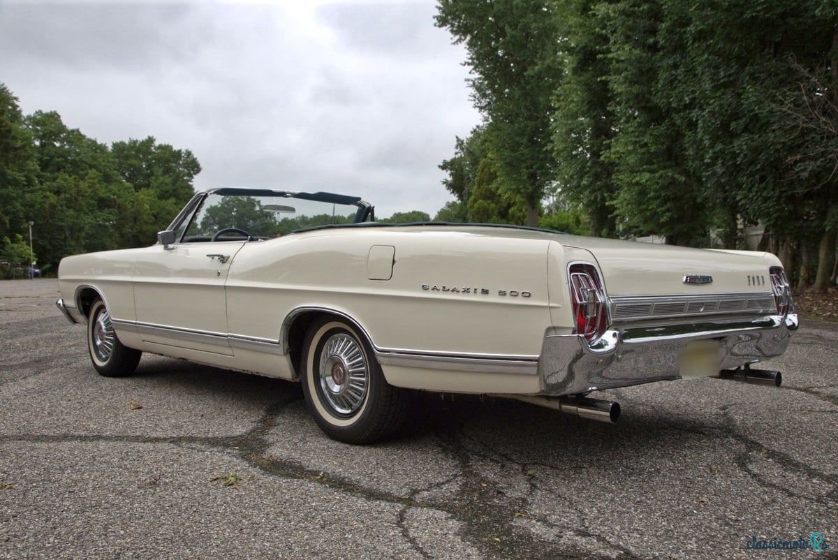 1967' Ford Galaxie photo #3