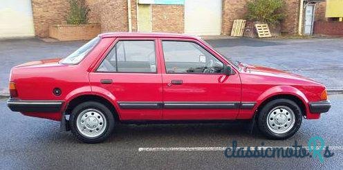1986' Ford Orion photo #3