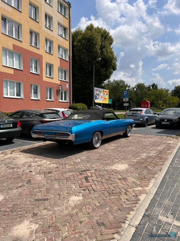 1970' Pontiac Bonneville photo #4