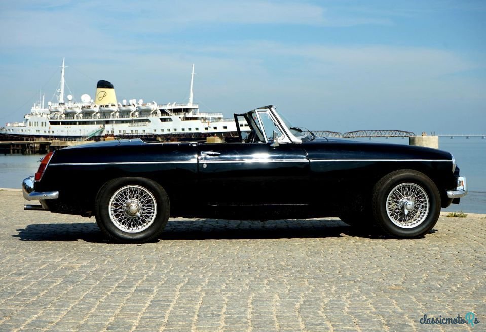 1964' MG MGB photo #4