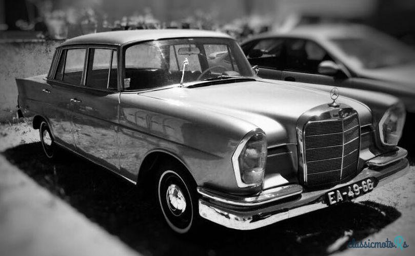 1960' Mercedes-Benz 220 S photo #1