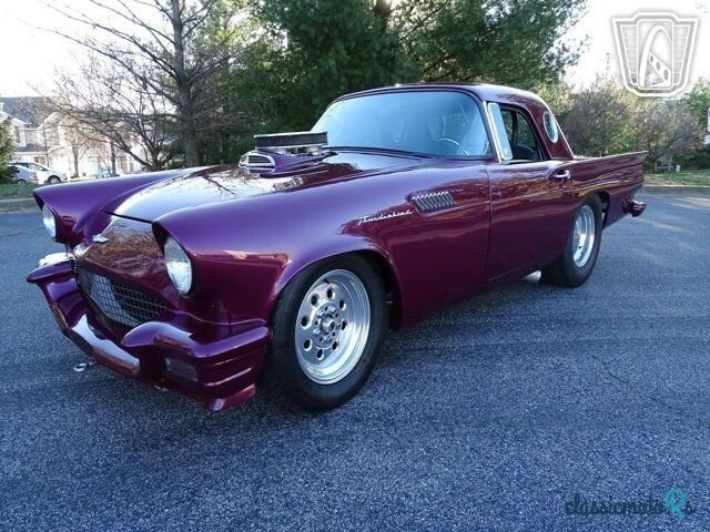 1957' Ford Thunderbird photo #3