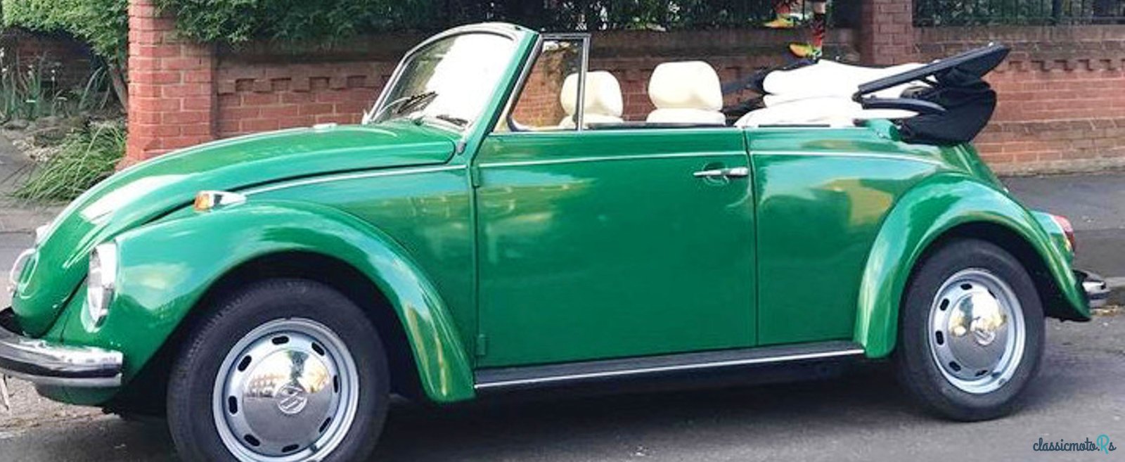 1972' Volkswagen Beetle photo #1