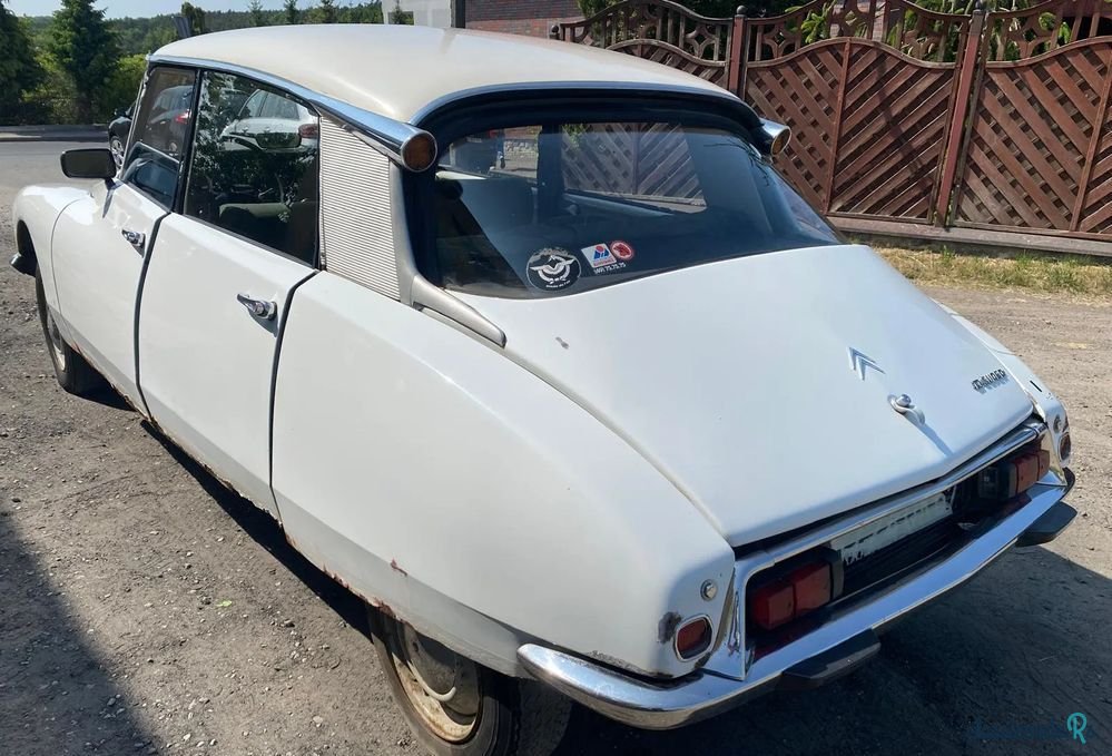 1970' Citroen DS photo #4