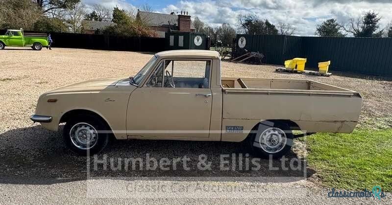 1969' Toyota Corona photo #4