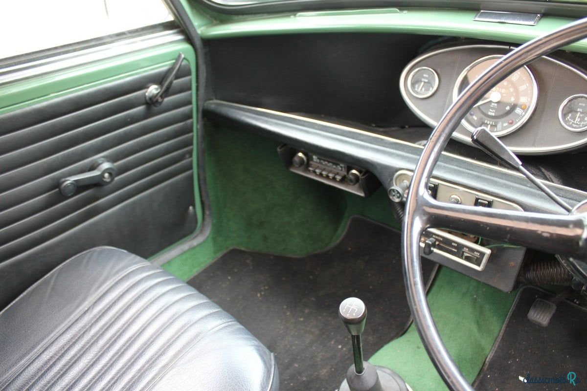1975' Morris Mini photo #6