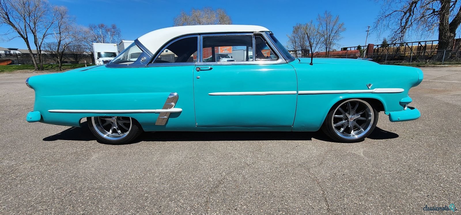 1953' Ford Victoria photo #5