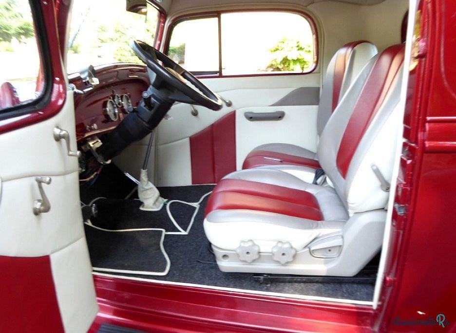 1933' Chevrolet Coupe photo #5