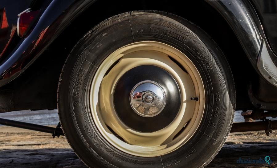 1957' Citroen 11 photo #5