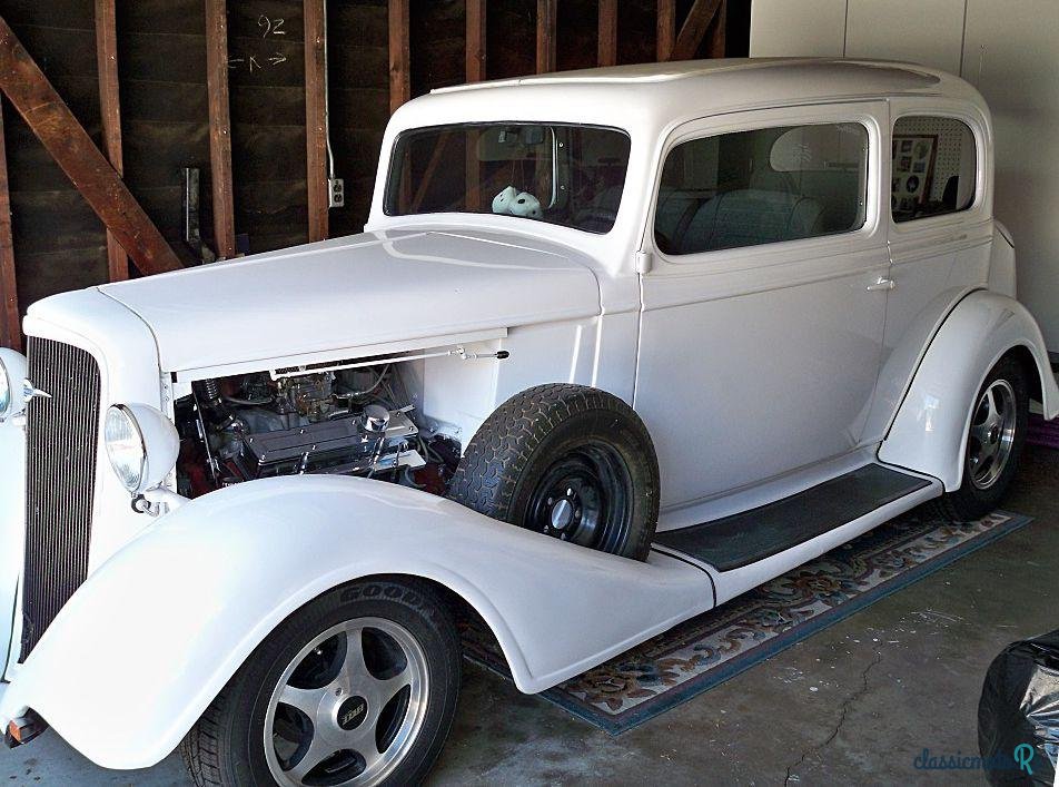 1934' Chevrolet Master photo #2