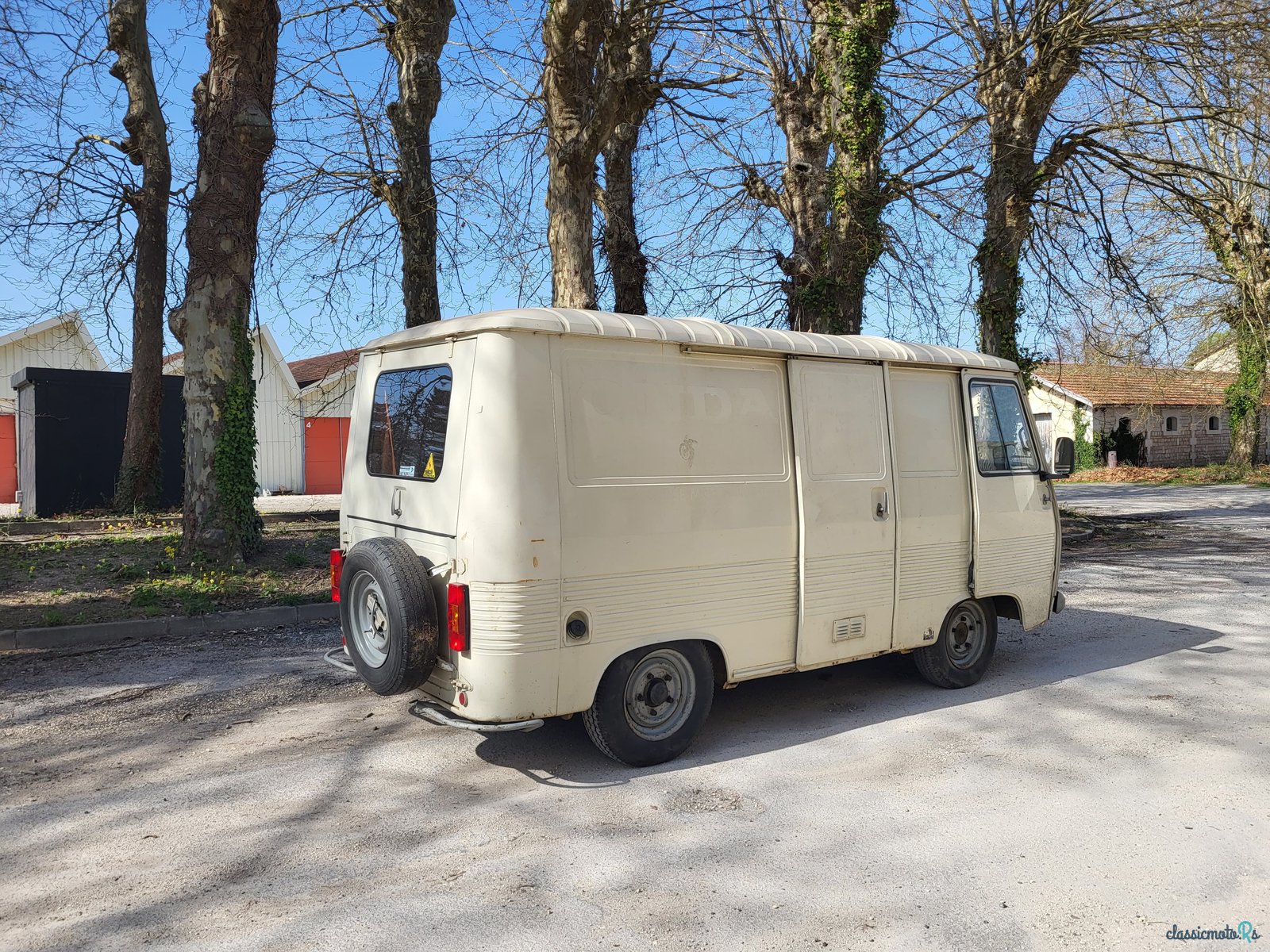 1979' Peugeot J7 photo #5