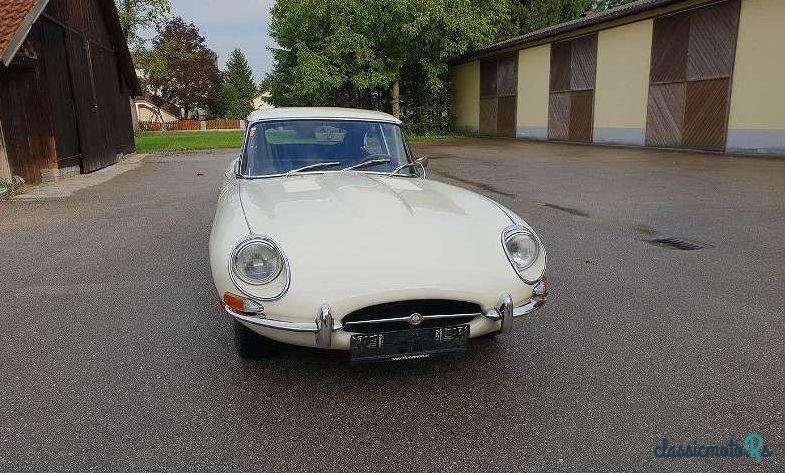 1968' Jaguar E-Type photo #1