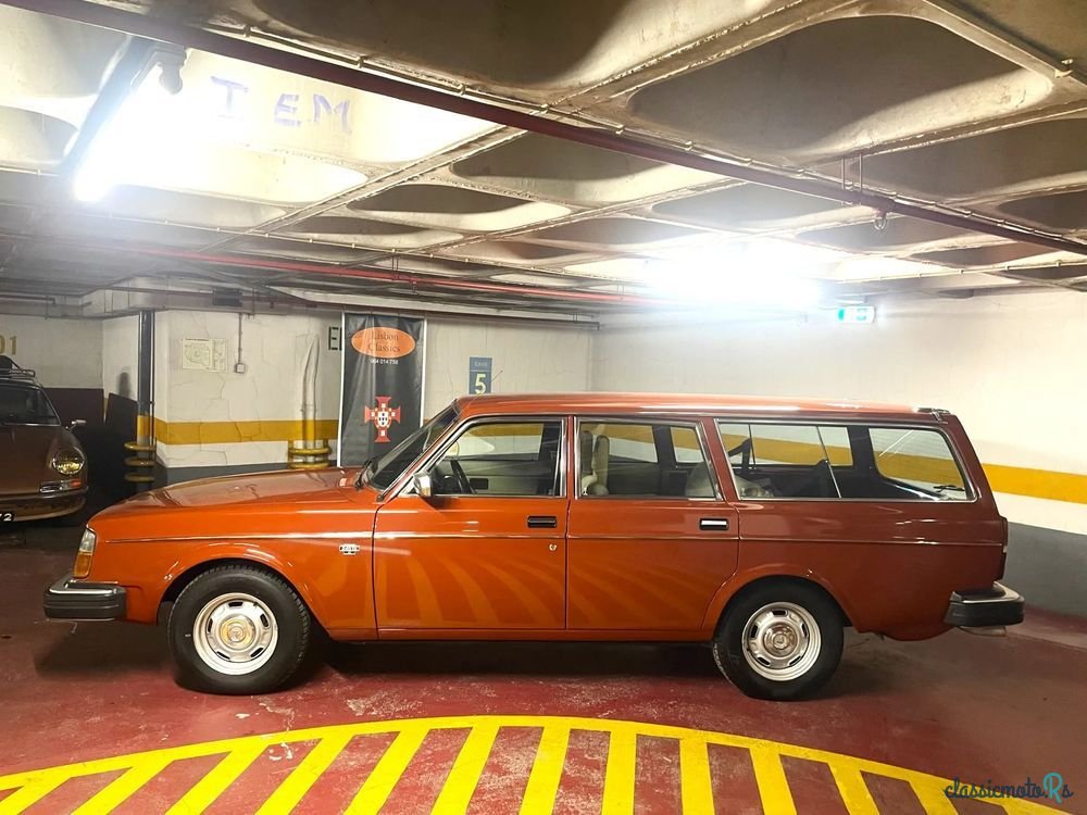 1977' Volvo 245 photo #3