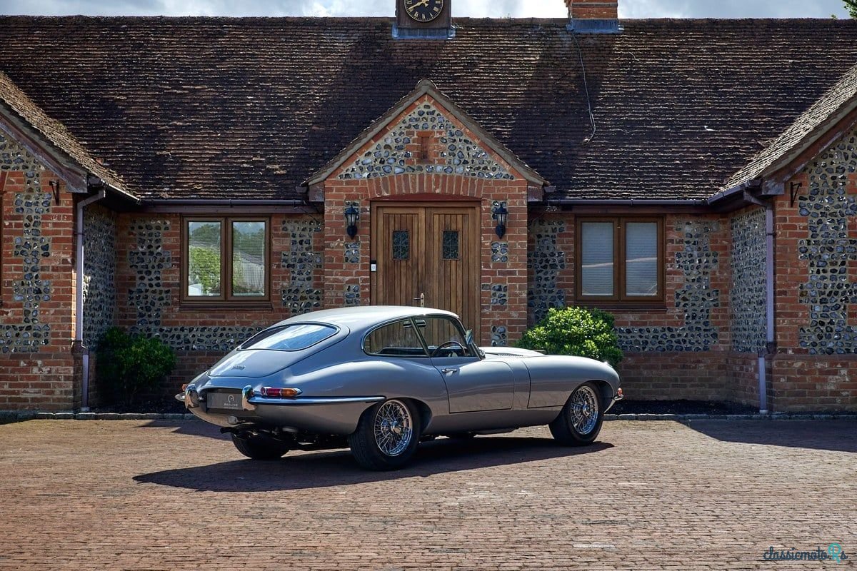 1964' Jaguar E-Type photo #3