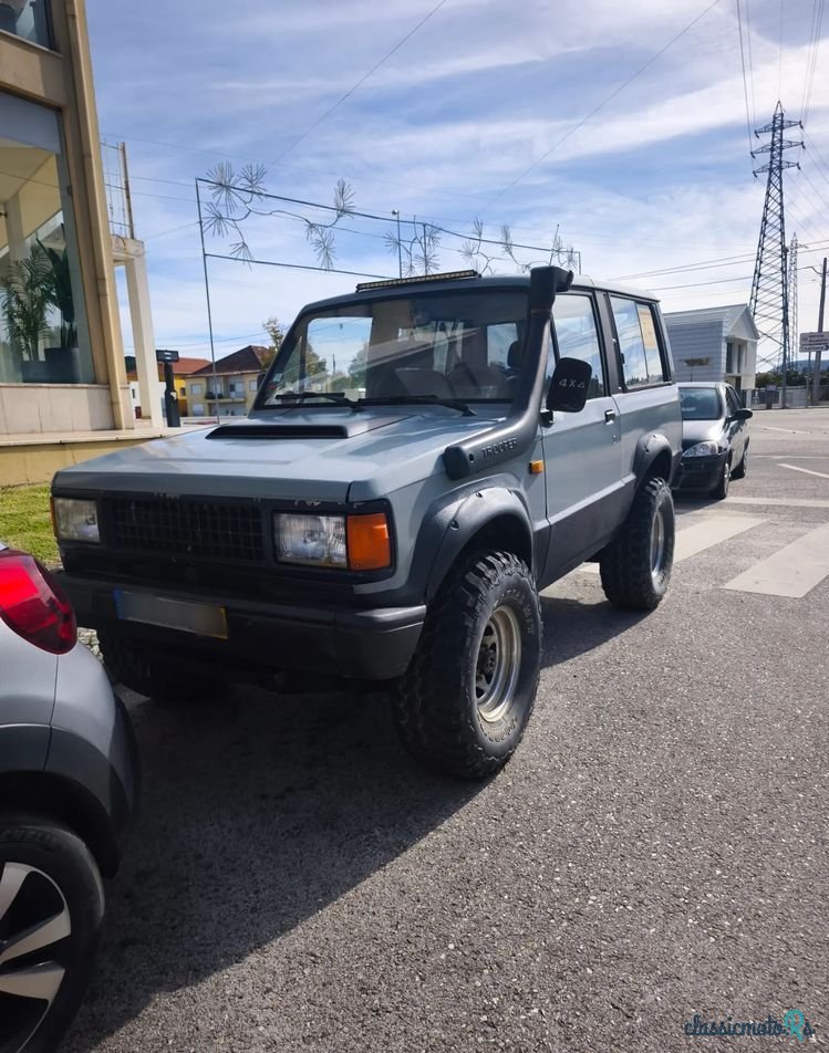 1988' Isuzu Trooper photo #1