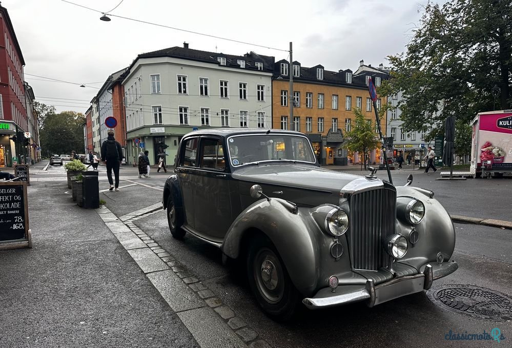 1948' Bentley Mark VI photo #4
