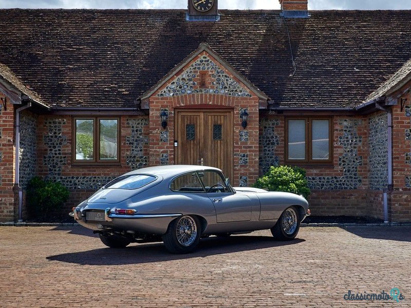 1964' Jaguar E-Type photo #3