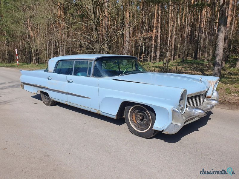 1958' Lincoln Continental photo #2