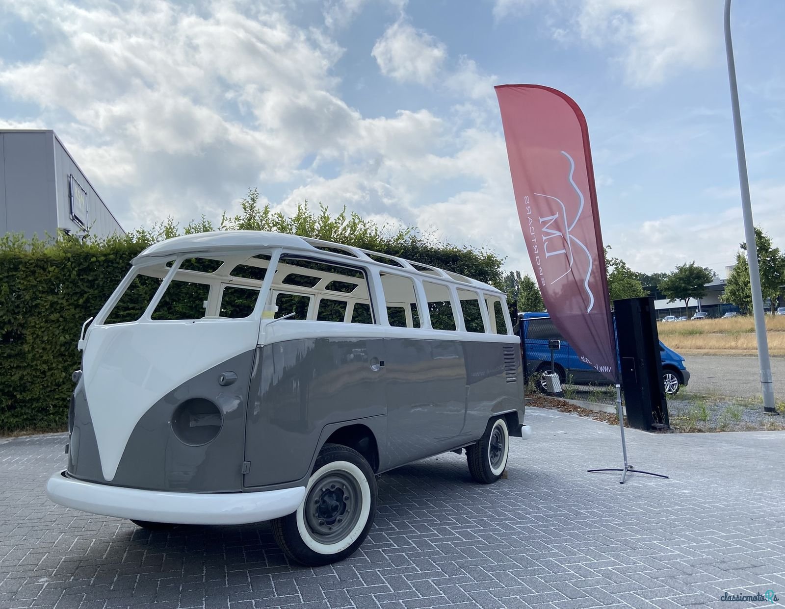 1961' Volkswagen Samba photo #1