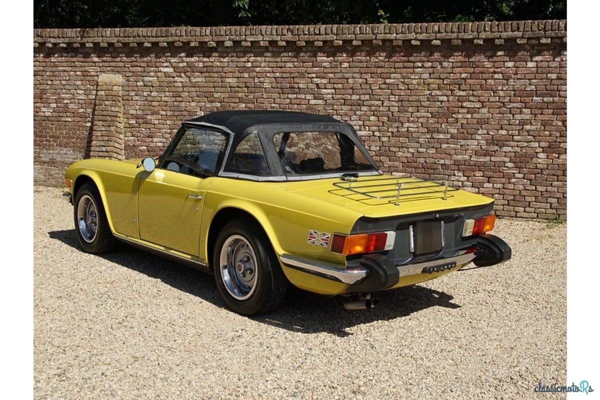 1975' Triumph TR6 photo #2