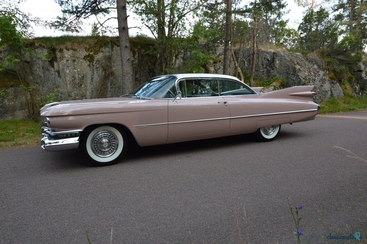 1959' Cadillac Series 62 photo #3