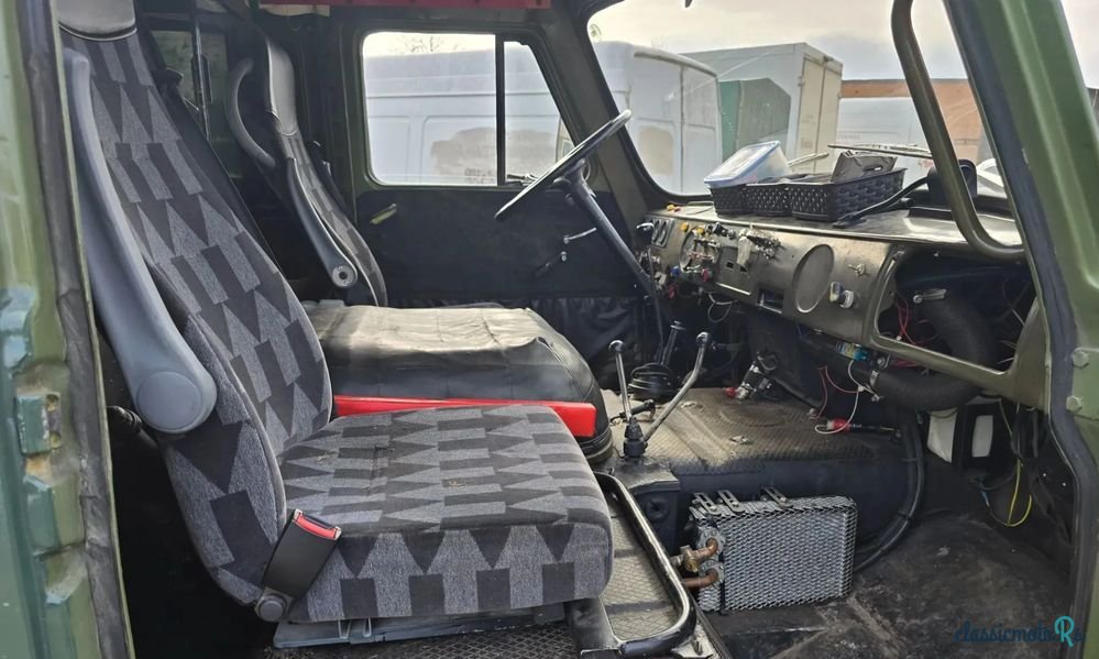 1979' UAZ 452 photo #3