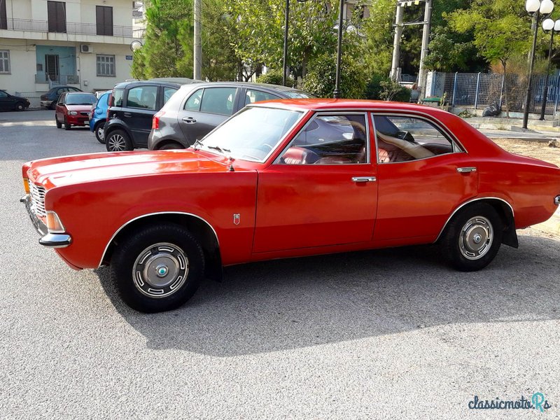 1971' Ford Cortina photo #3