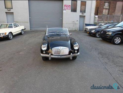 1957' MG MGA 1500 photo #1