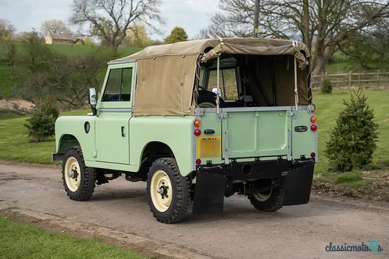 1979' Land Rover Series 3 photo #4