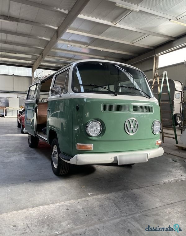 1975' Volkswagen Type 2 photo #1