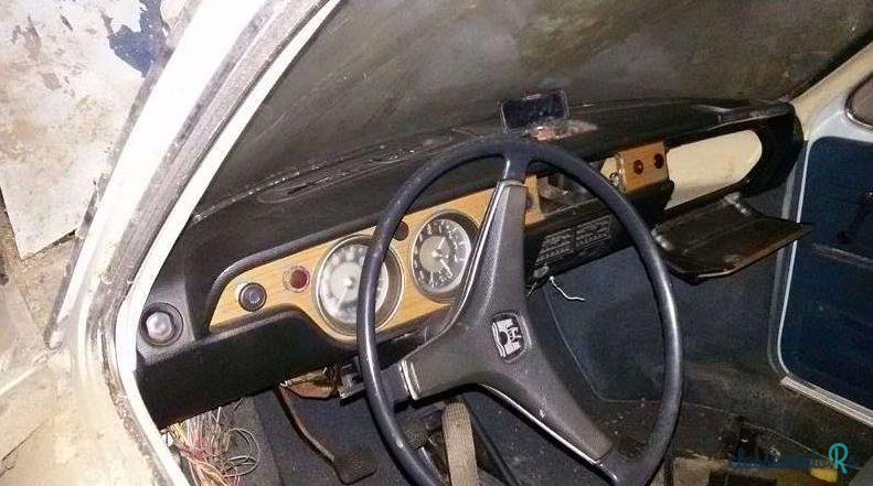 1969' Volkswagen 411 photo #4