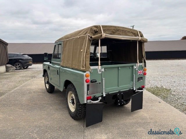 1972' Land Rover Series 3 photo #3