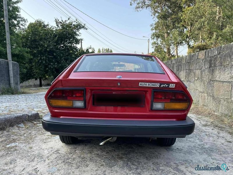 1982' Alfa Romeo GTV photo #5