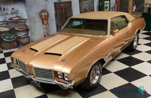 1972' Oldsmobile Cutlass Supreme photo #1