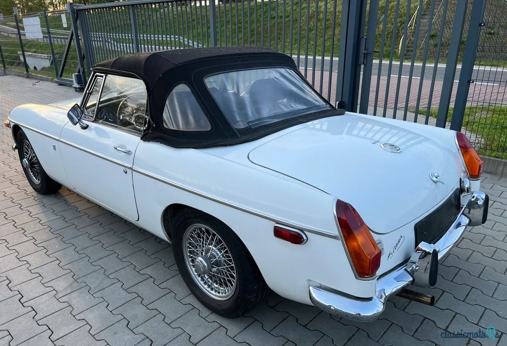 1973' MG MGB photo #2