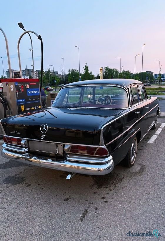 1960' Mercedes-Benz 220 SB photo #3