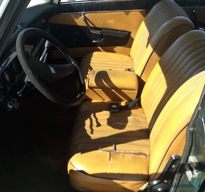 1969' Peugeot 204 photo #3