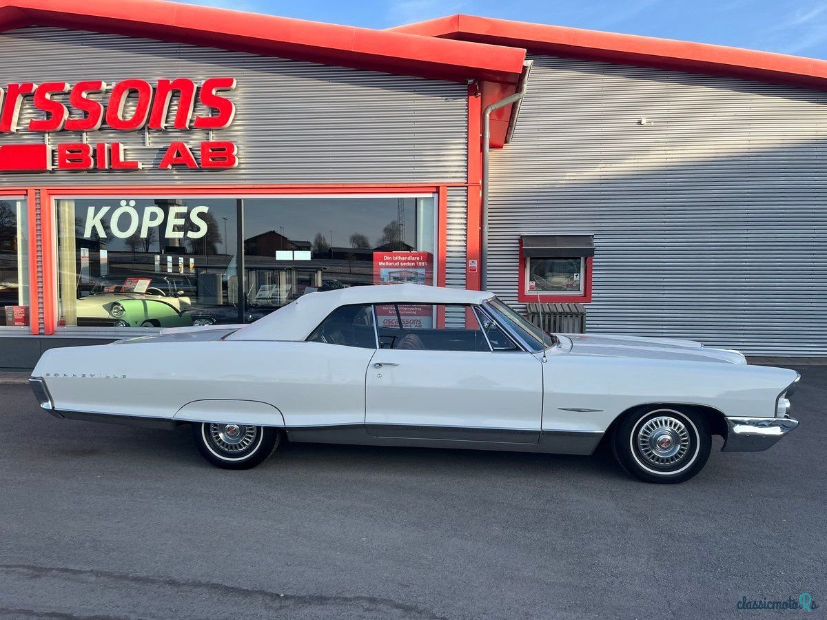 1965' Pontiac Bonneville photo #1